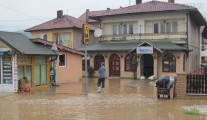 Poplave D.Orahovica, 24.04.2014. (avaz.ba)